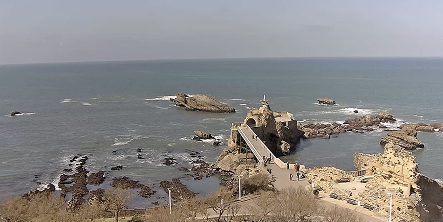 Webcam live : le Rocher de la Vierge à Biarritz