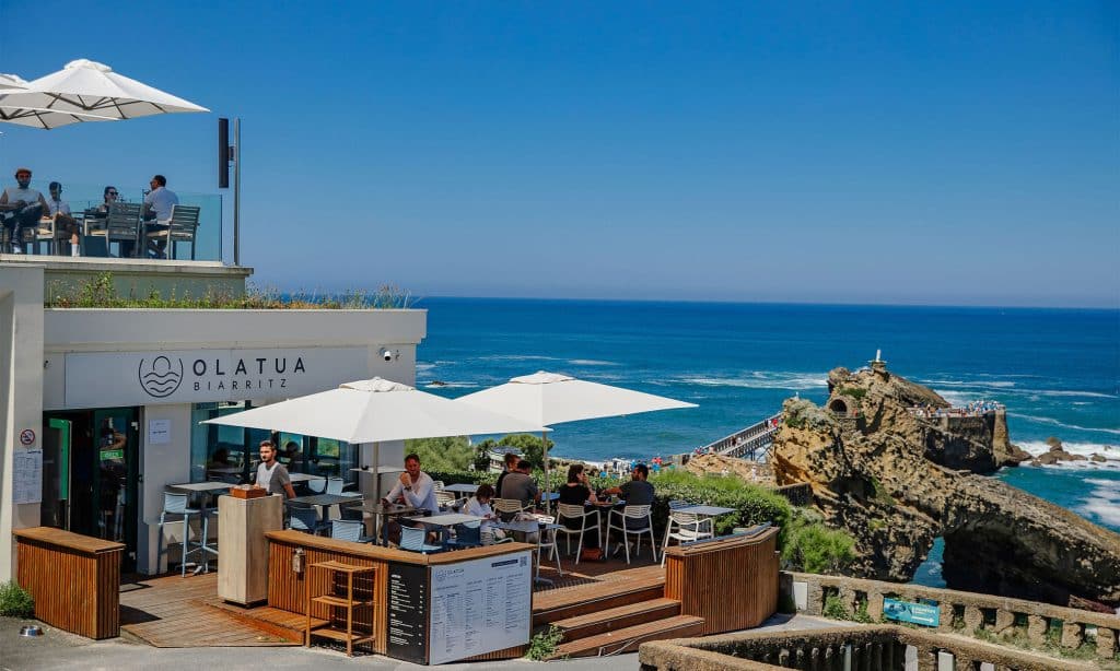 Le restaurant Olatua et son Rooftop à Biarritz